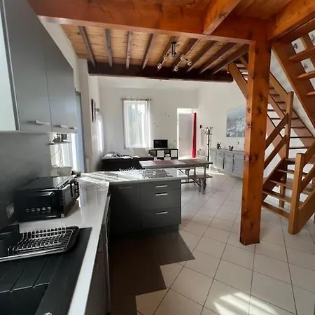 La Petite Angerienne Villa Saint-Jean-d'Angely Exterior photo